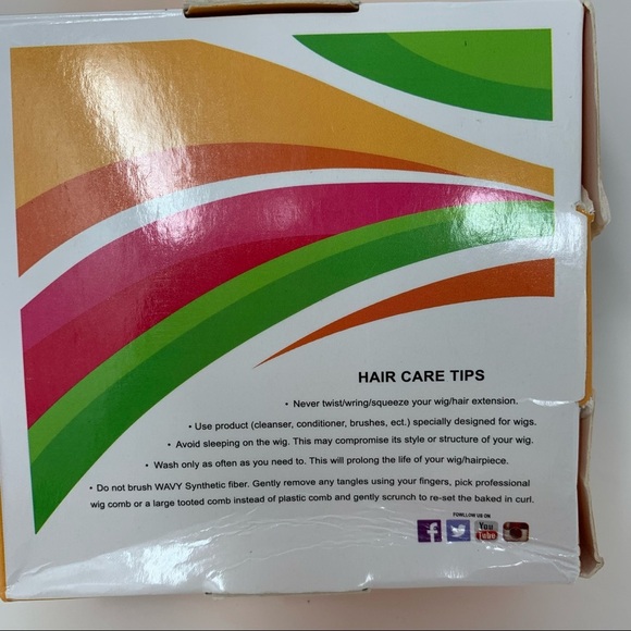 Onedor 24” Platinum Blonde #60 Hair Extensions - Picture 6 of 6